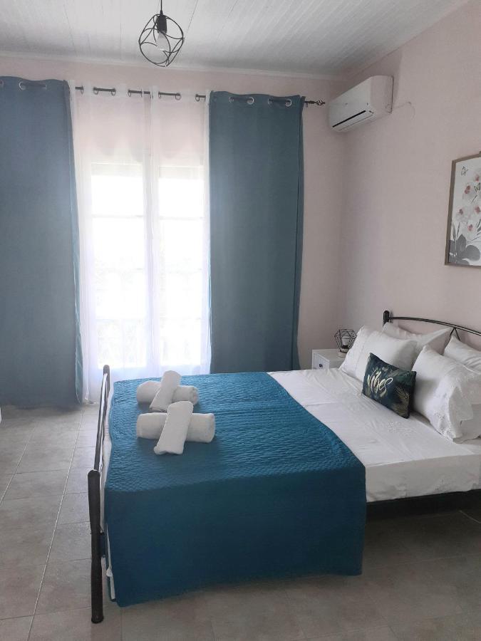 Issos Apartments アギオス・ゲオルギオス エクステリア 写真