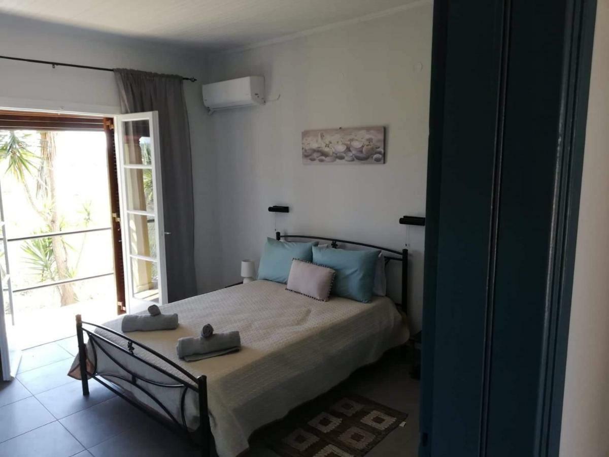 Issos Apartments アギオス・ゲオルギオス エクステリア 写真