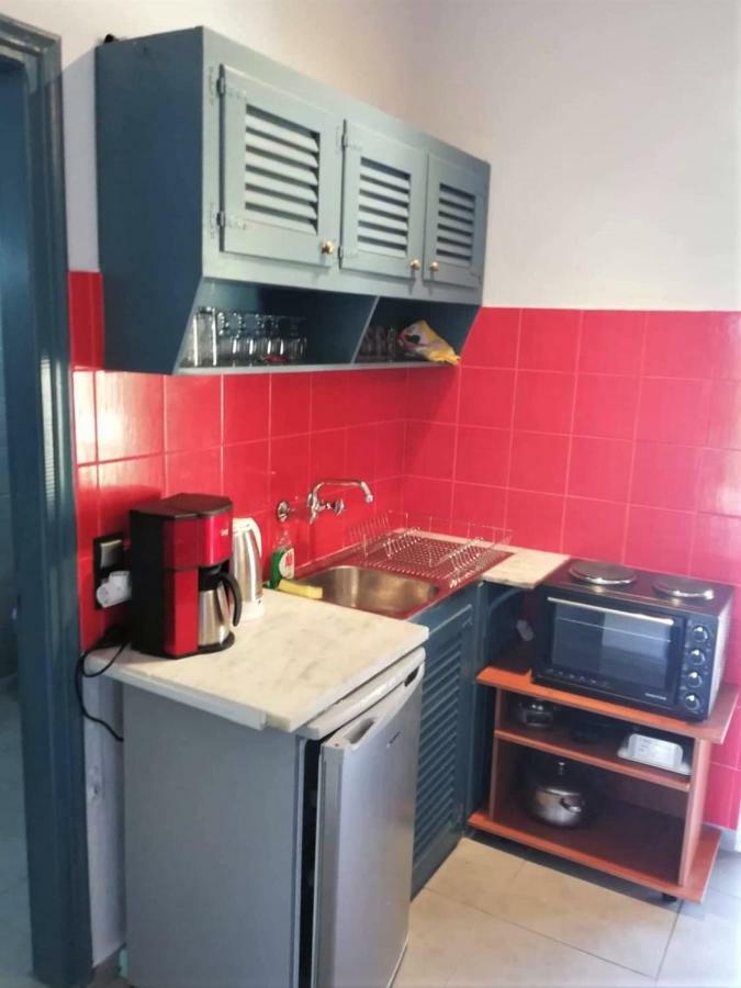 Issos Apartments アギオス・ゲオルギオス エクステリア 写真